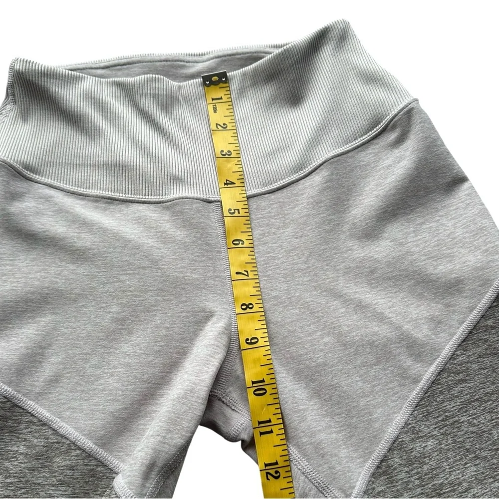 ALO Yoga High-Waist Alosoft Sheila Leggings - Medium‎